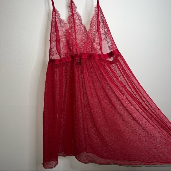 Victoria's Secret Lingerie Babydoll Slip Red Lace Dotted Mesh Plunge Size Large - Picture 5 of 8